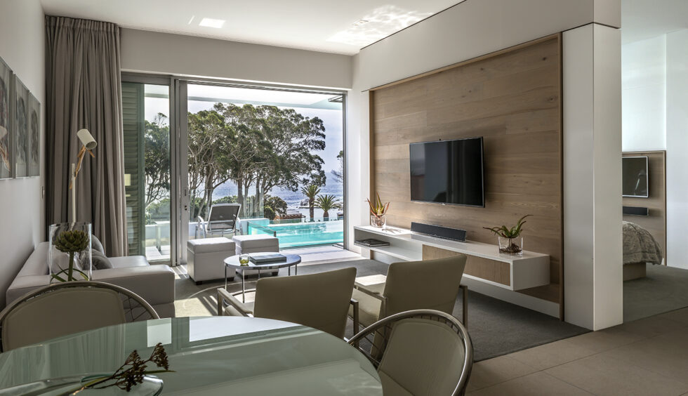 South Beach 16